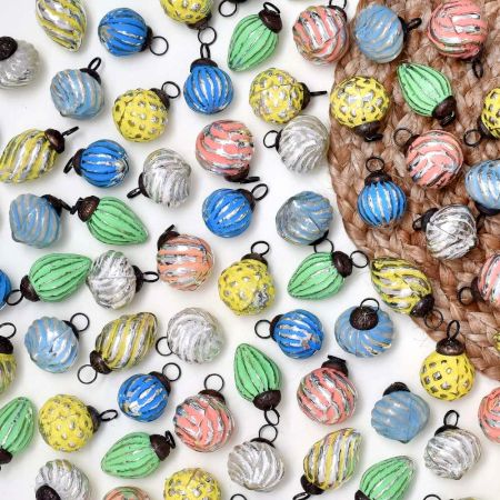 Modern Multi-Coloured Distressed Glass Christmas Hanging in Set of 25